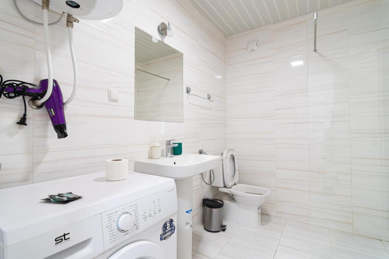 High-End Spacious Apartment Next To City Mall Skopje Bagian luar foto